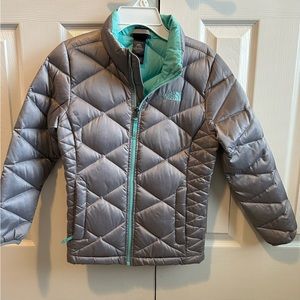 North Face jacket, size 10/12 youth. Silver & turquoise.